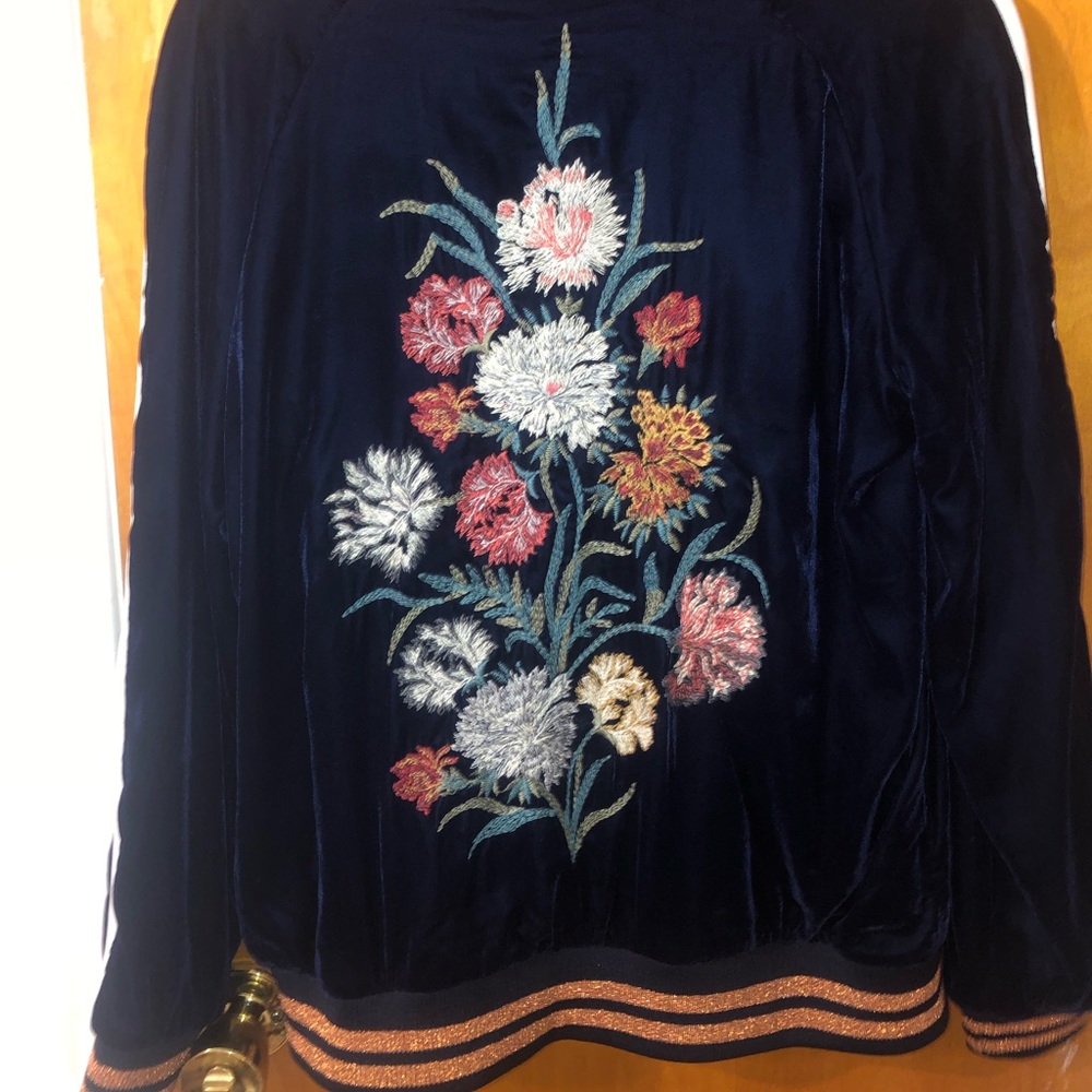 Zara navy blue velvet zip up w floral embroidery